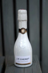 kuohuviini_herkkukasari_j.p.chenet